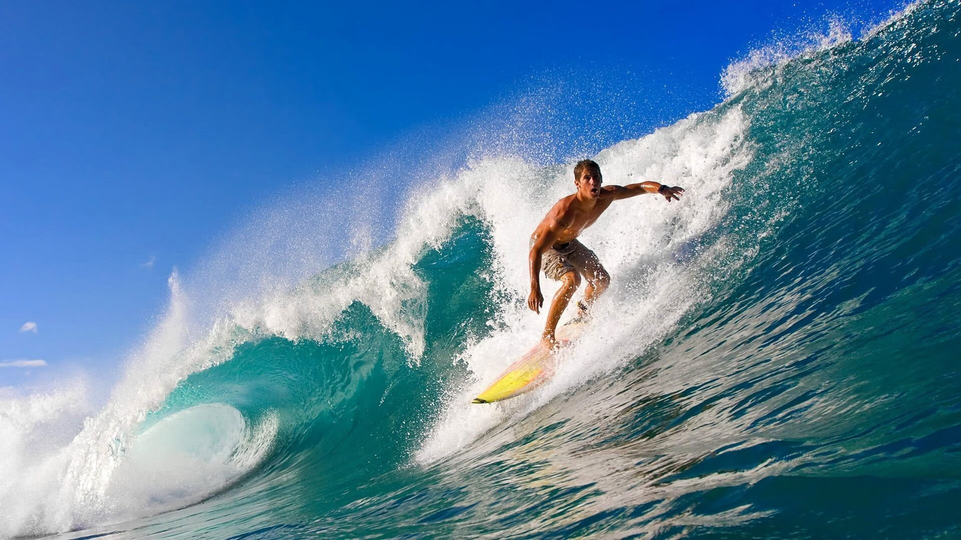 当塞维利亚的激情遇上尼日利亚的坚韧，萨拉赫一锤定音的艺术