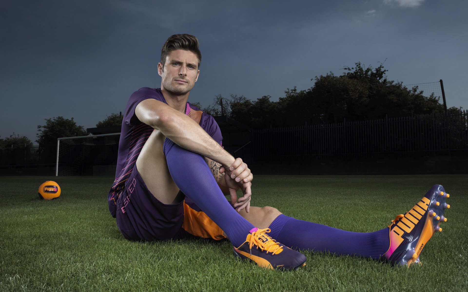 双线焦点,比利亚雷亚尔欧战显威,赖斯德甲争冠战定乾坤