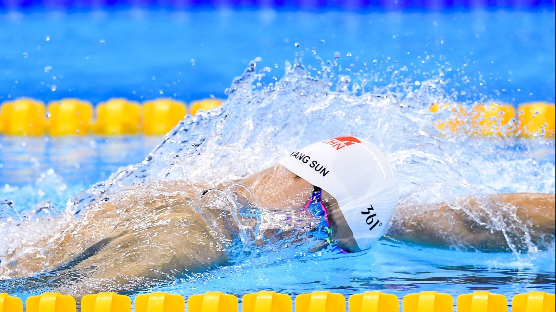 蓝军风暴席卷非洲雄狮,戈麦斯神级发挥锁定胜局